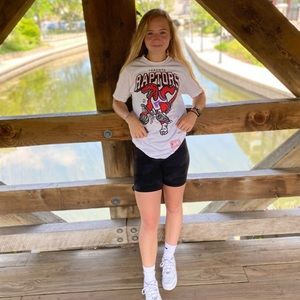 Meet your Posher, Ella